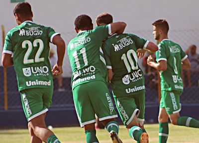 Chapecoense vence Comercial-SP e avança na Copinha