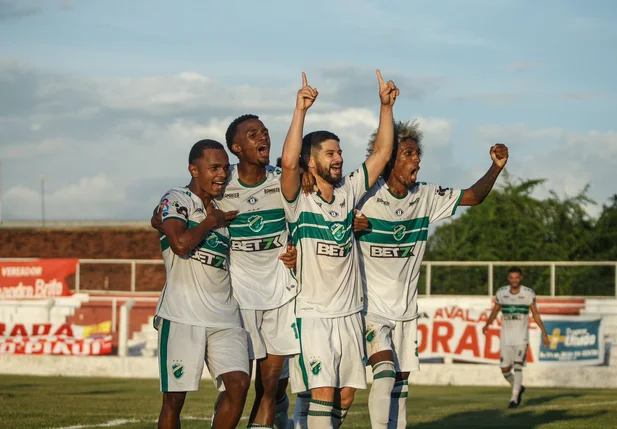 Dhonata marcou o primeiro gol do Altos no Campeonato Piauiense