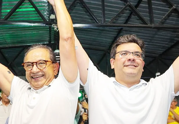 Dr. Hélio lançou pré-candidatura à Prefeitura de Parnaíba ao lado de Rafael Fonteles