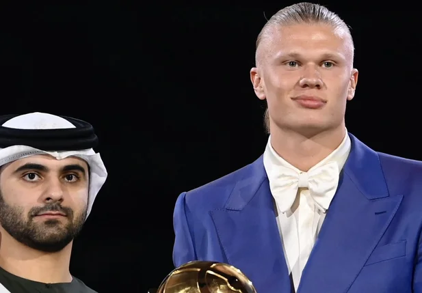 Erling Haaland é eleito melhor atleta do mundo pela Globe Soccer