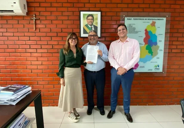 Esperantina faz adesão ao Programa Piauí Saúde Digital