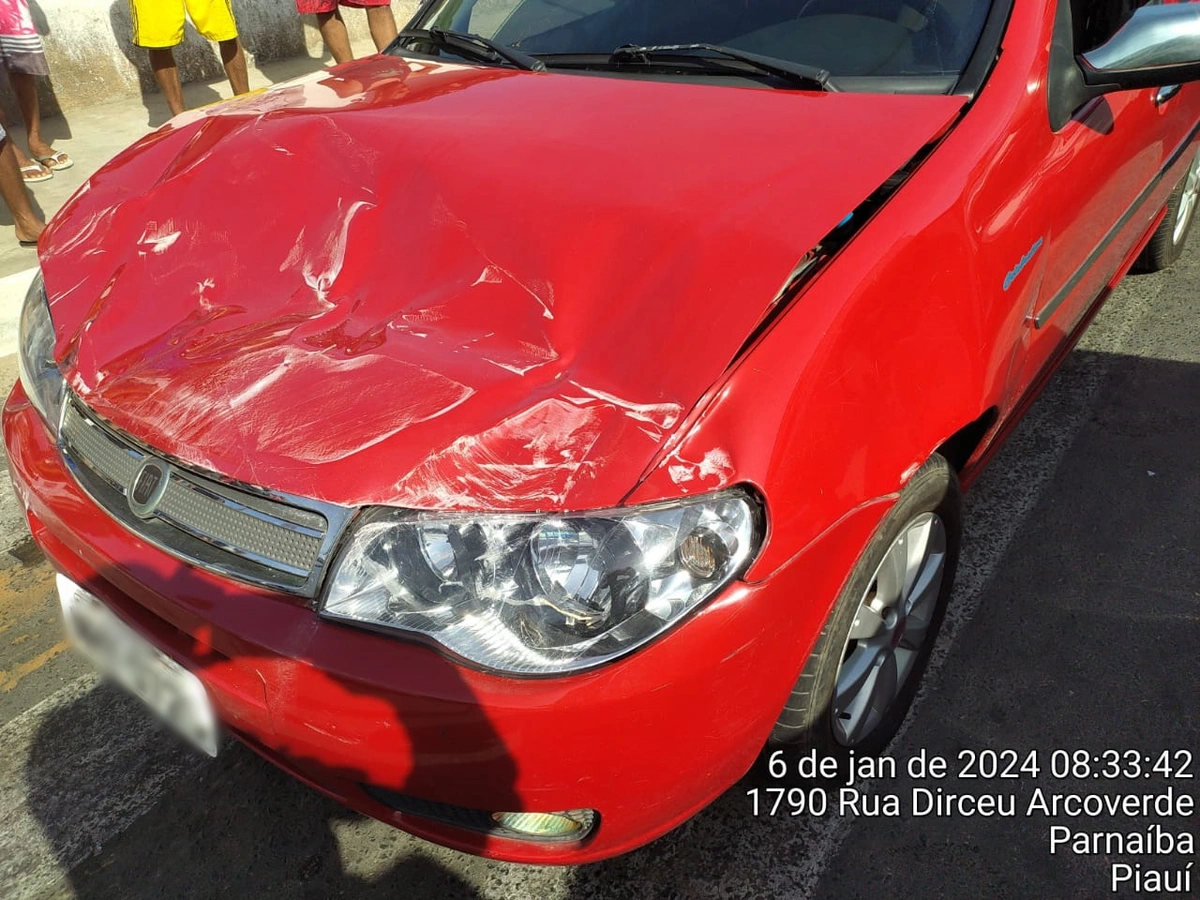 Estado do Fiat Palio após o acidente