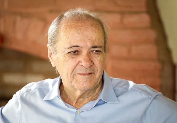 Ex-prefeito Sílvio Mendes