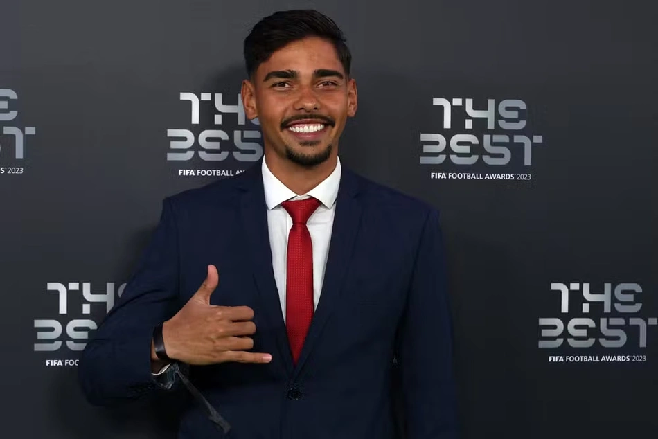 Guilherme Madruga venceu o Prêmio Puskás