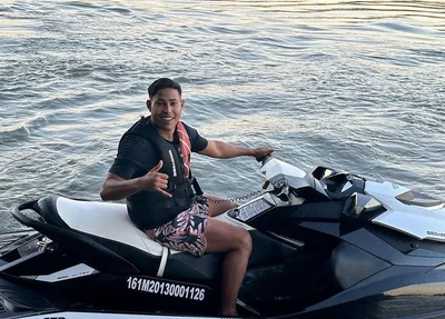 Influencer Itallo Bruno em lancha