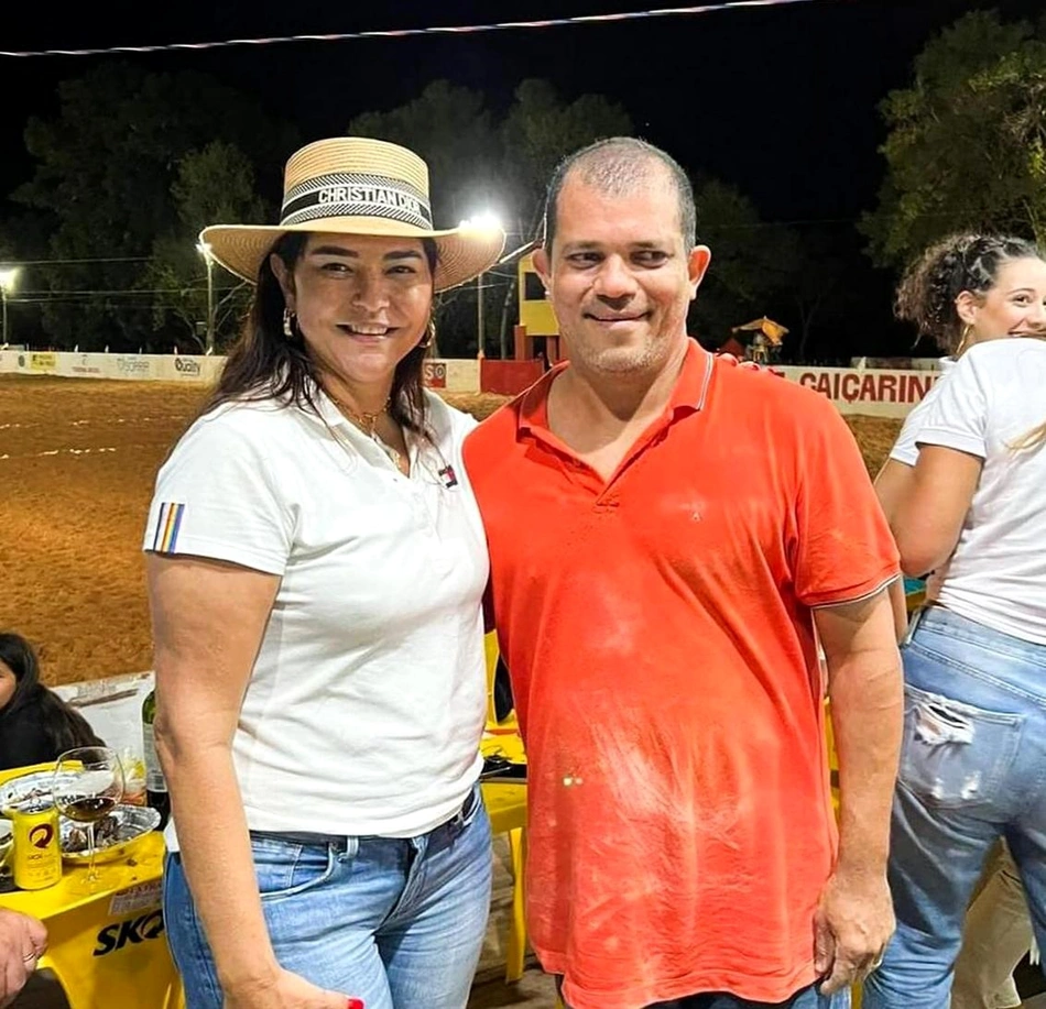 Janainna Marques e o marido