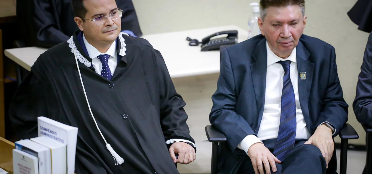 Juiz Fábio Leal da Silva Viana e o desembargador Olímpio José Passos Galvão