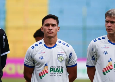 Lateral-direito do Tiradentes, Wesley