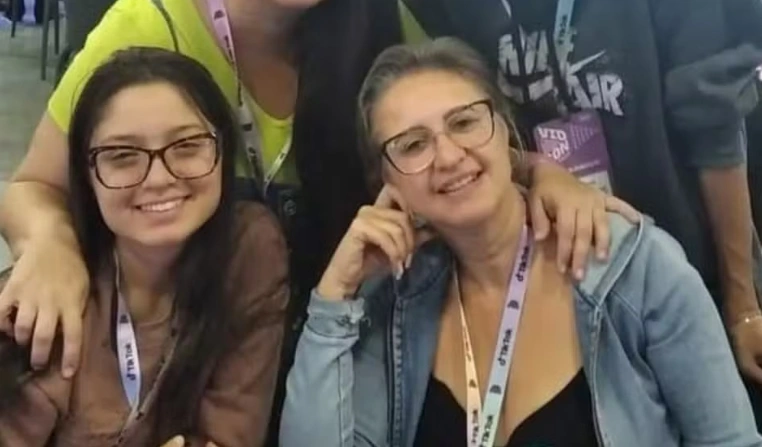 Letícia e Luciana Rodzewics