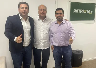 Markim Costa, Ovasco Roma e Bruno Vilarinho após reunião em São Paulo