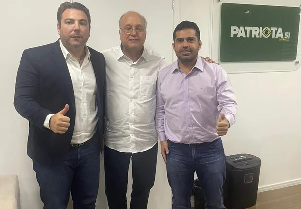 Markim Costa, Ovasco Roma e Bruno Vilarinho após reunião em São Paulo