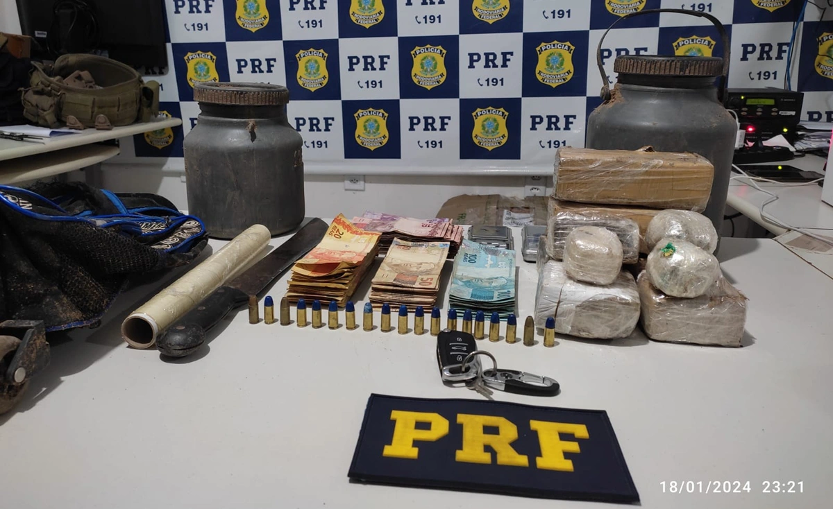 Material apreendido pela PRF em Cristino Castro