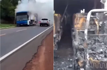 Ônibus da empresa Papatur pegou fogo após pane elétrica
