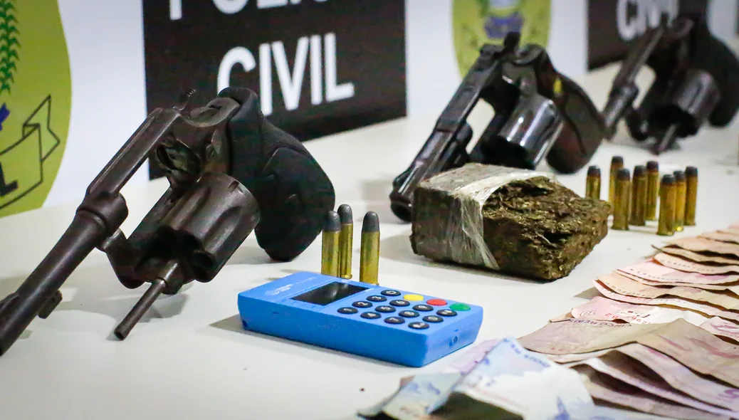 Operação "Despertar" cumpriu 10 mandatos de busca e apreensão na zona Sul de Teresina