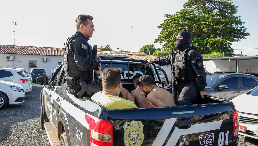 Os presos foram conduzidos para a sede do DRACO