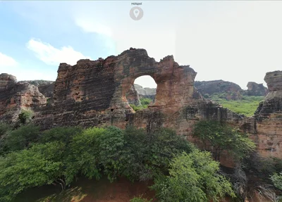 Passeio virtual no Parque Nacional Serra da Capivara