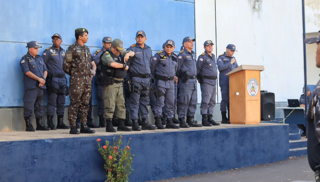 Policiais militares se reúnem em solenidade no 11º Batalhão