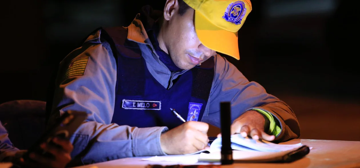 Policial militar durante Operação Picos
