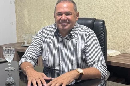 Prefeito de Prata do Piauí, Acelino Mendes de Moura, conhecido como Neto Mendes