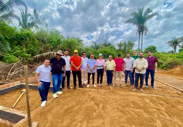Prefeitura de Esperantina inicia construção do Ponto de Apoio