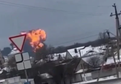 Prisioneiros de guerra ucranianos morrem em queda de avião na Rússia