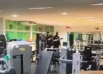 Promotor de Justiça saca arma e ameaça homem dentro de academia em PE