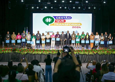 Rafael Fonteles reúne gestores da educação
