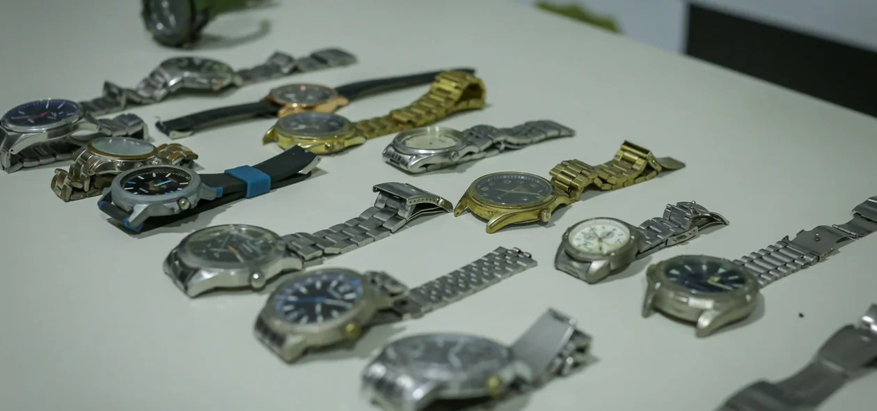Relógios apreendidos na Operação DRACO 89