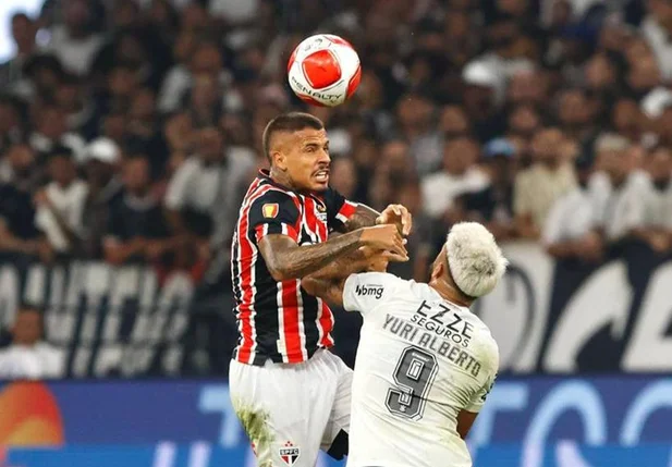 São Paulo vence Corinthians em Itaquera e quebra tabu de quase 10 anos