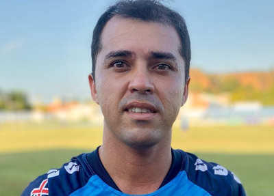 Sorin, lateral-direito do Oeirense