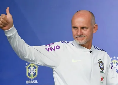 Taffarel volta ao posto de preparador de goleiros da seleção