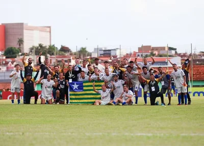 Tiradentes se classifica à terceira fase da Copinha