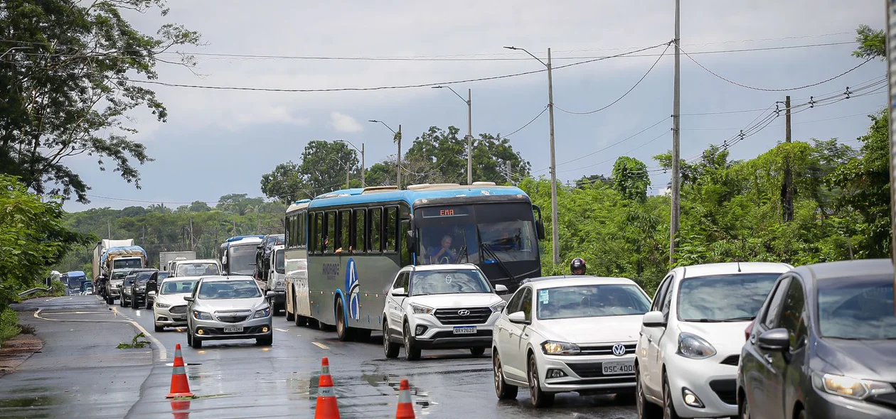 Trânsito ficou congestionado