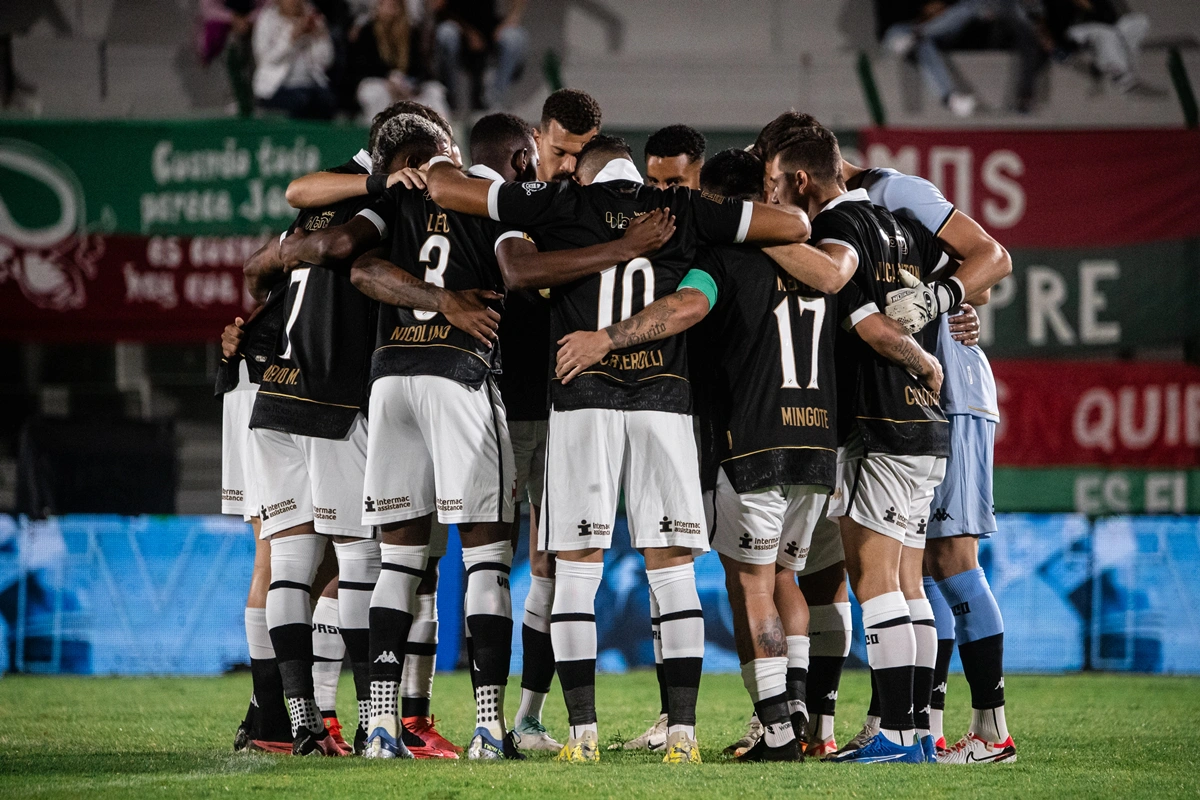 Vasco empata com Sampaio Corrêa-RJ no Cariocão