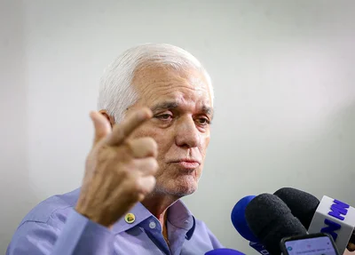 Vice-Governador do Estado Themístocles Filho