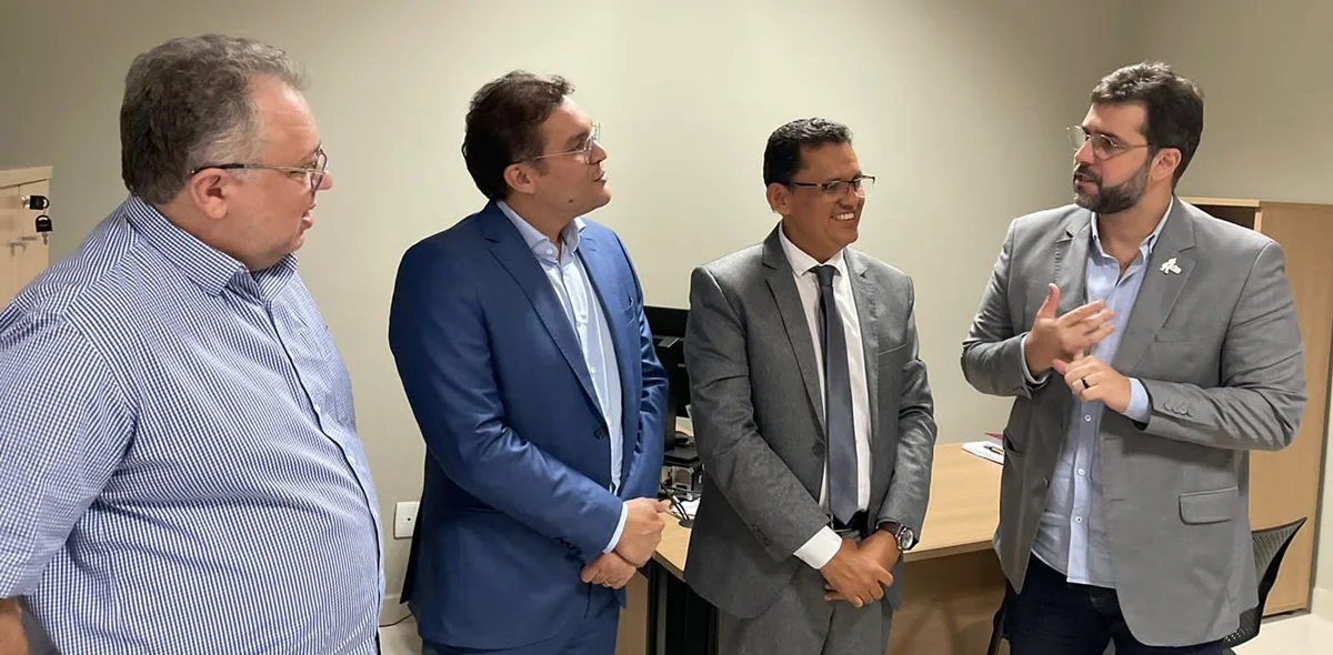 Visita da equipe da EBSERH