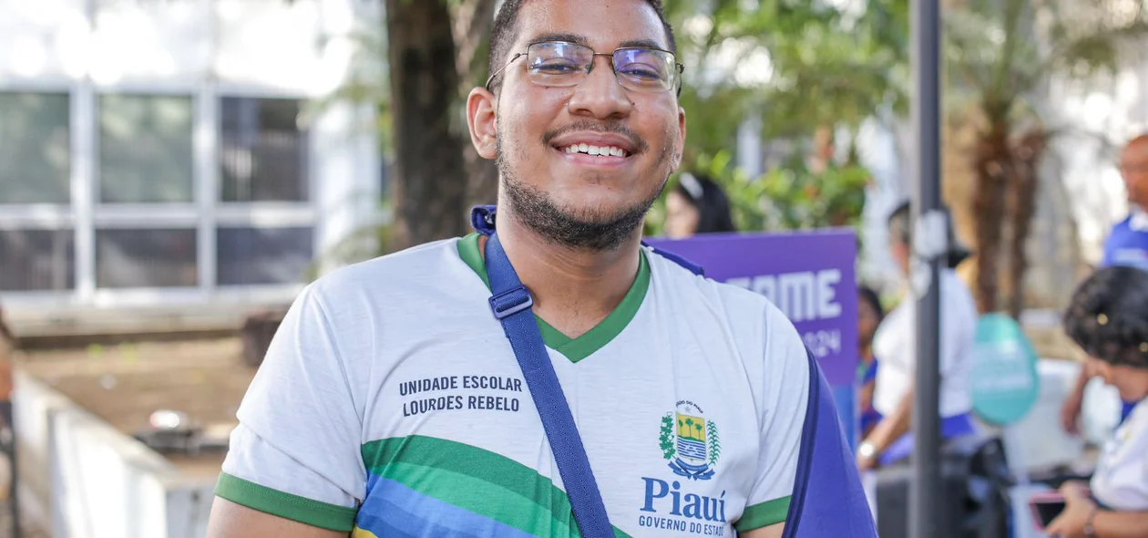 Walfram Oliveira, estudante