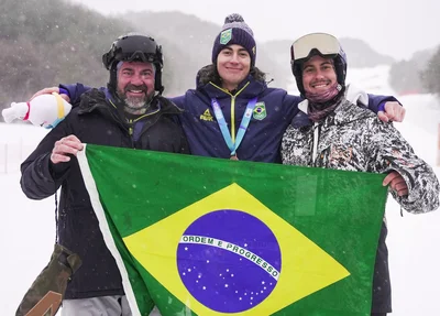 Zion conquistou a medalha de bronze e a dedicou ao irmão