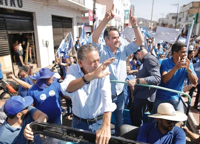 Ciro Nogueira em carreata com Gil Paraibano em Picos