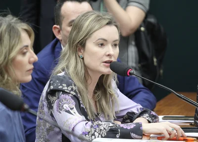 Deputada Júlia Zanatta