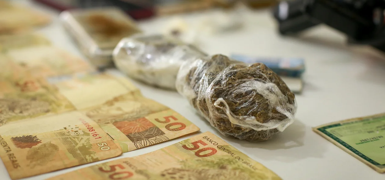 Drogas que estvão em posse de Kellvin Peterson