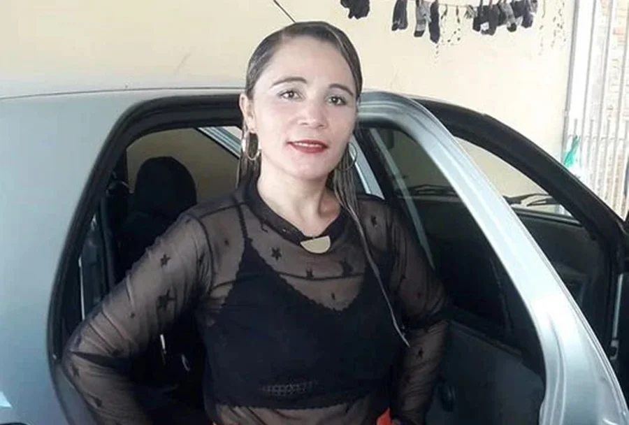 Edina Matias Dias Lima