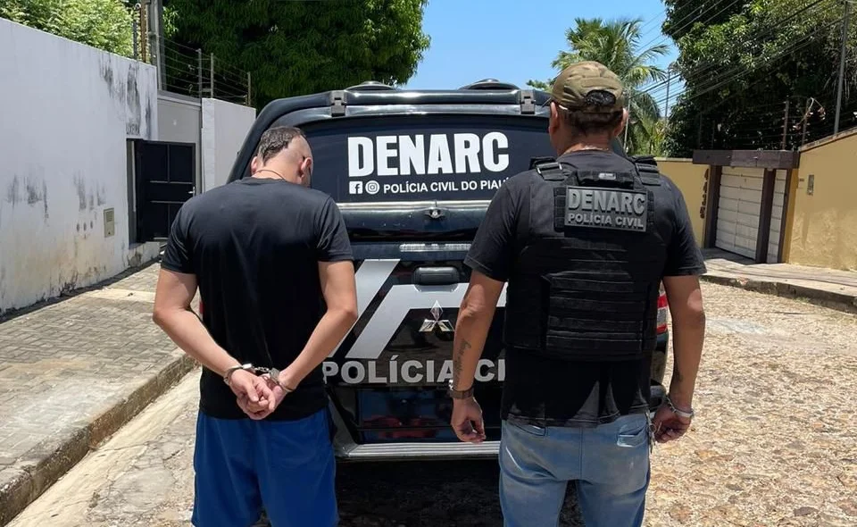 Falso PF é preso com drogas em Teresina