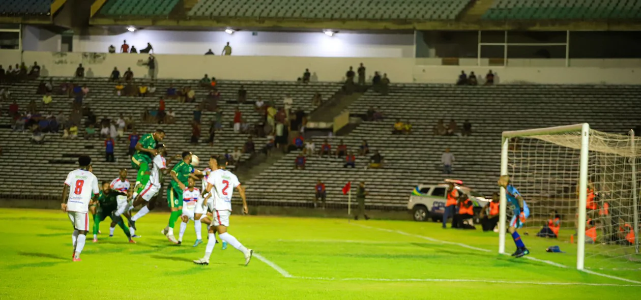 Lance de ataque do Piauí na final do Piauiense Série B 2024