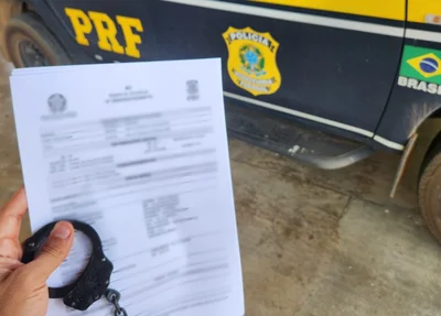 PRF cumpre mandado de prisão contra foragido da Justiça do Piauí