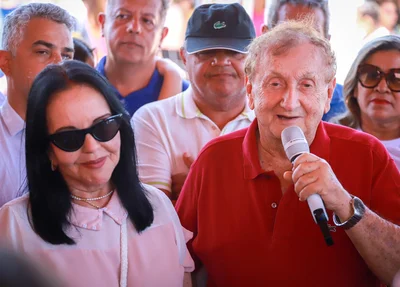 Primeira-dama Adalgisa Moraes Souza e o prefeito Mão Santa