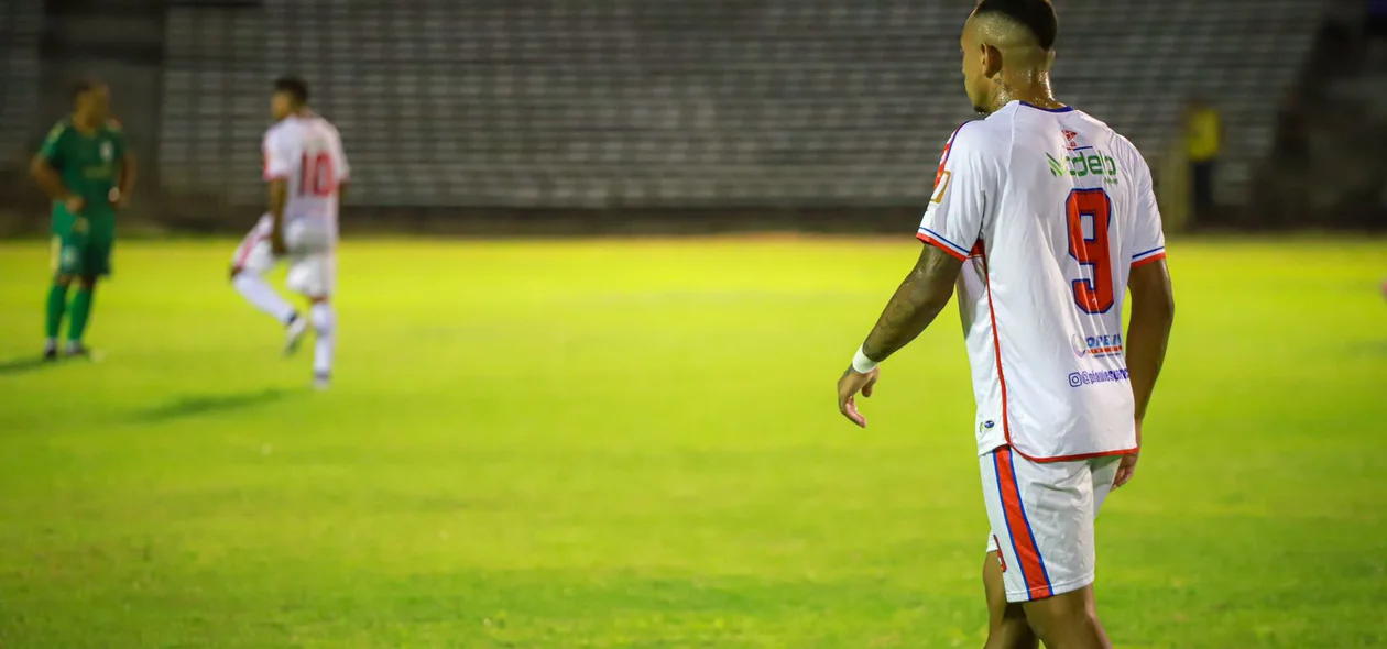 Tiago atacante do Piauí