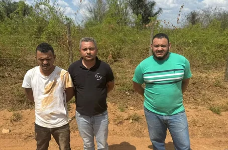 Trio é preso suspeito de sequestrar marido de gerente de banco em Açaílandia.