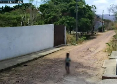 A menina foi sequestrada enquanto se dirigia à casa de sua avó