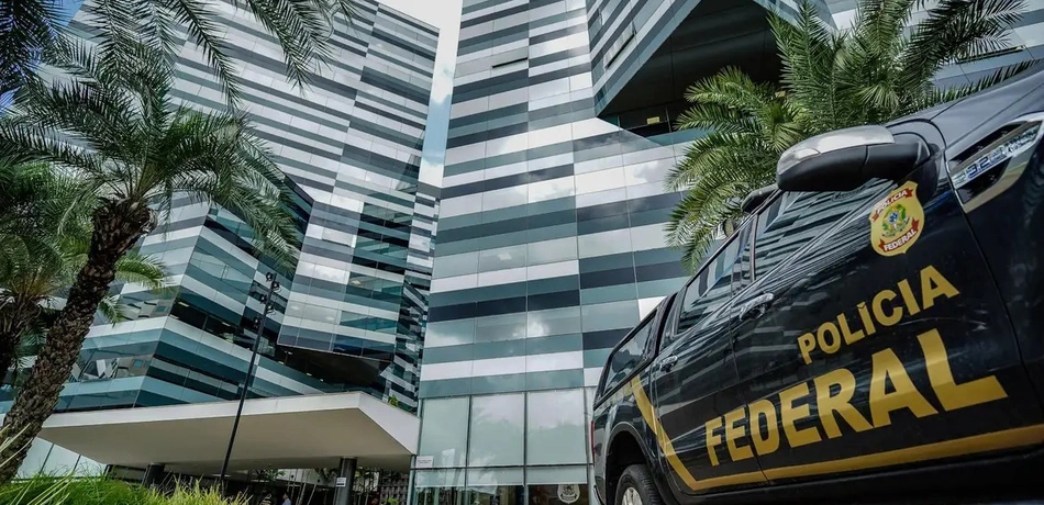 Carro da Polícia Federal